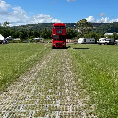 red bus